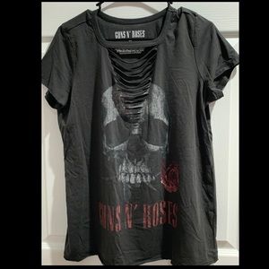Torrid size 00 Guns N’ Roses graphic t shirt